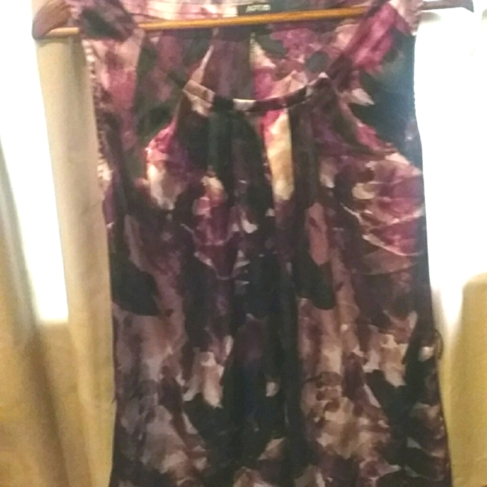 🌹APT.9 Satin dressy purple tank
